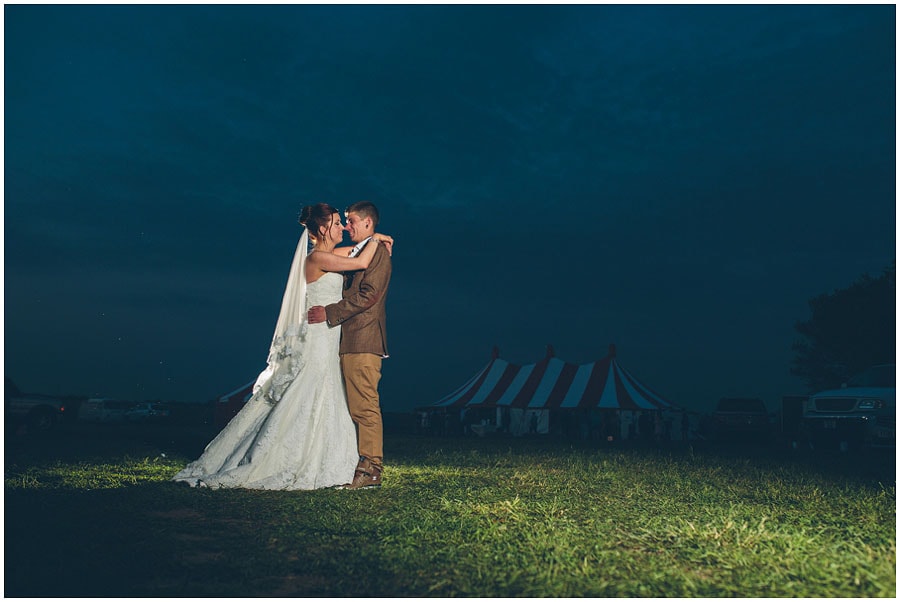 circus_tent_wedding_301