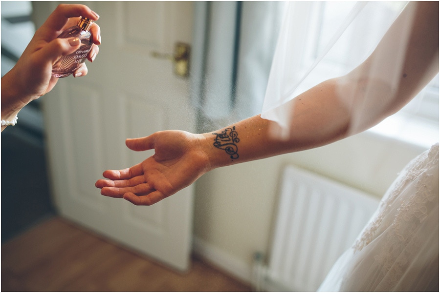 Thornton_Manor_Lakeside_Marquee_Wedding_028