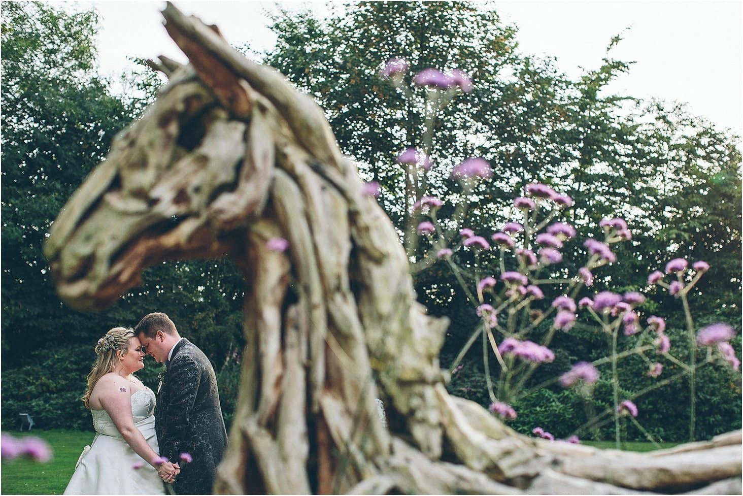 Llyndir_Hall_Wedding_Photography_0076