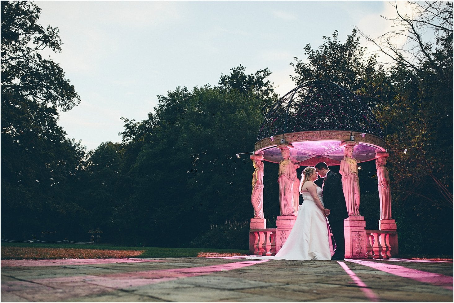 Llyndir_Hall_Wedding_Photography_0095