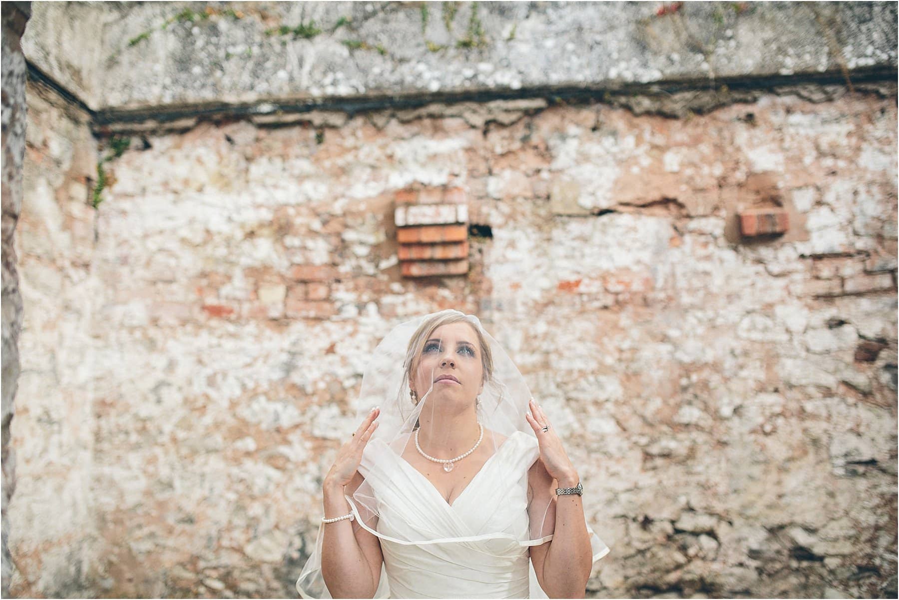 Ruthin_Castle_Wedding_Photography_0112