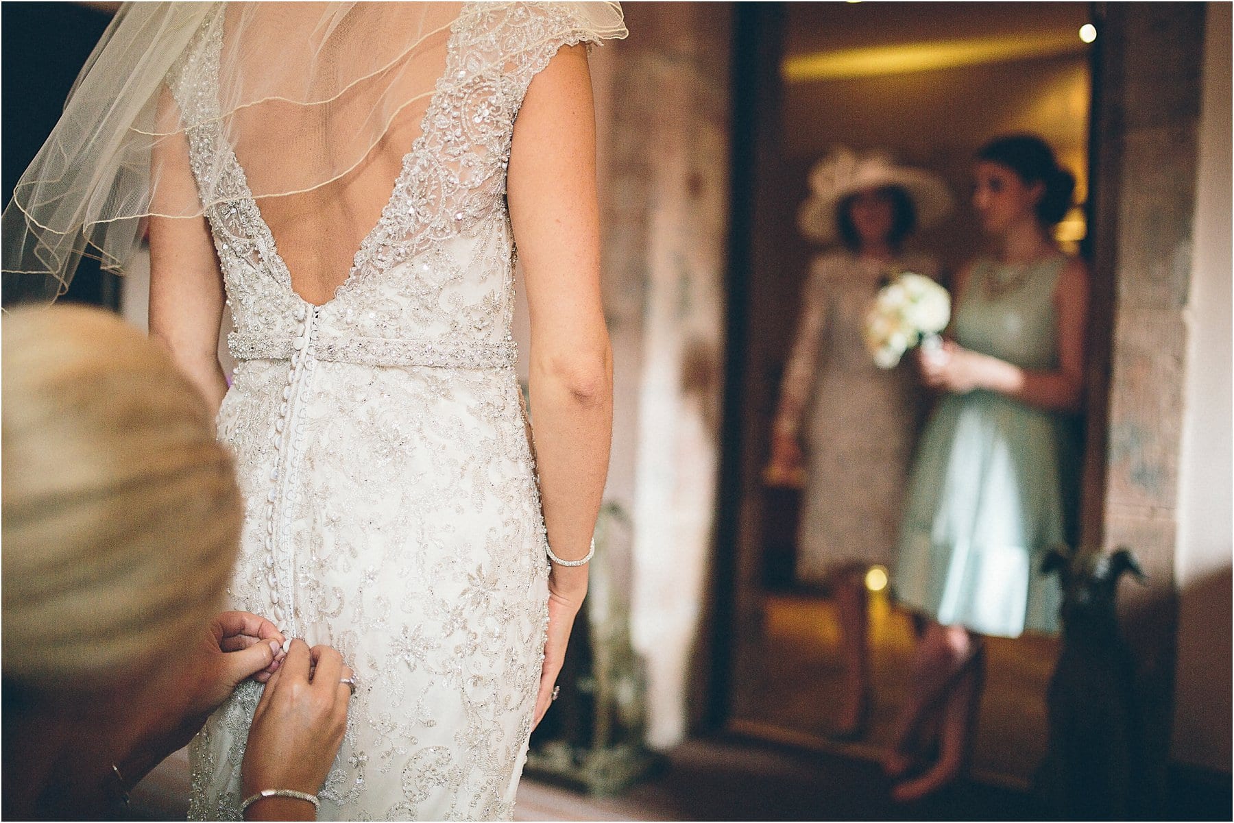 Peckforton_Castle_Wedding_Photography_0013