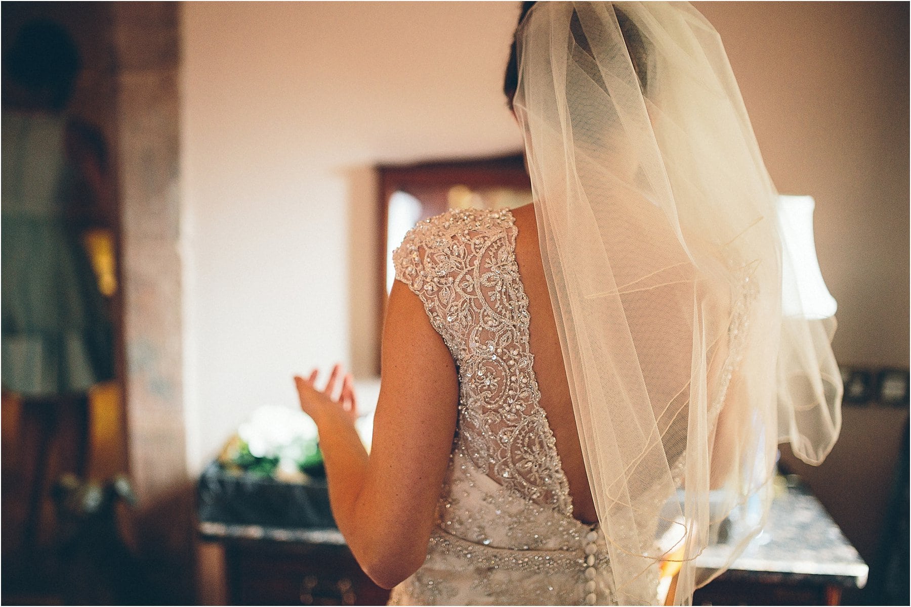 Peckforton_Castle_Wedding_Photography_0018