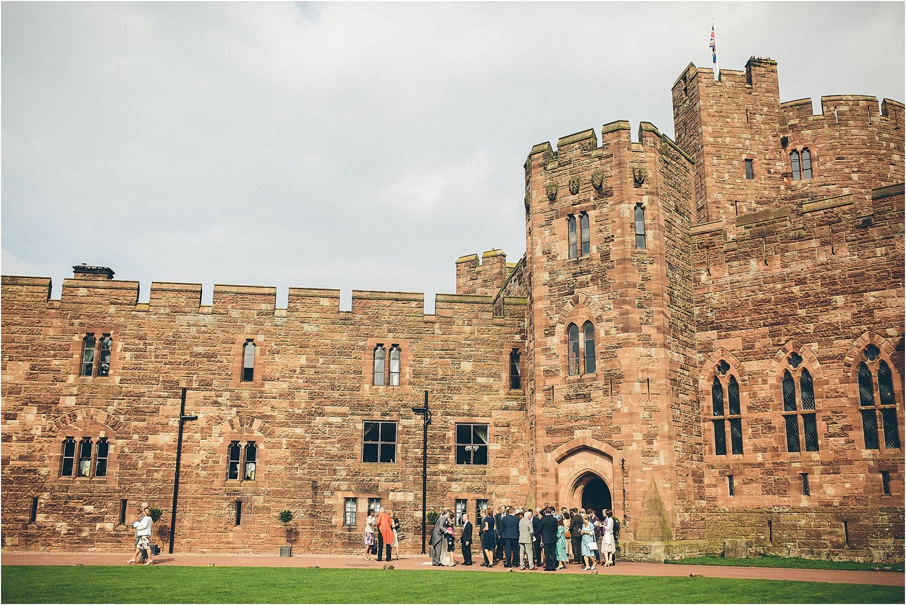 Peckforton_Castle_Wedding_Photography_0040