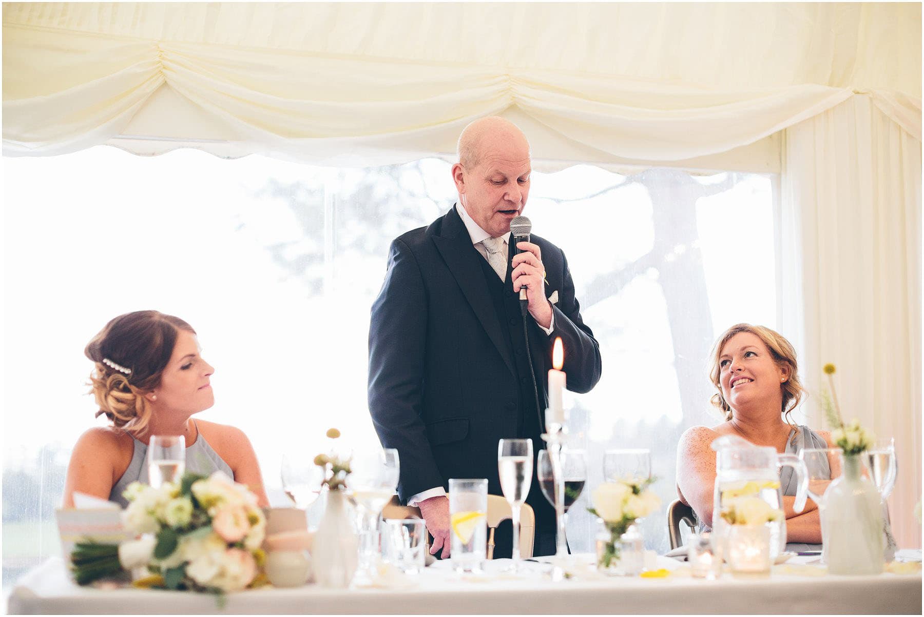 Capesthorne_Hall_Wedding_Photography_0112