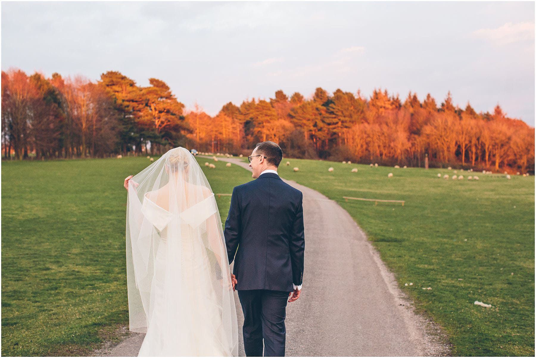 Capesthorne_Hall_Wedding_Photography_0130