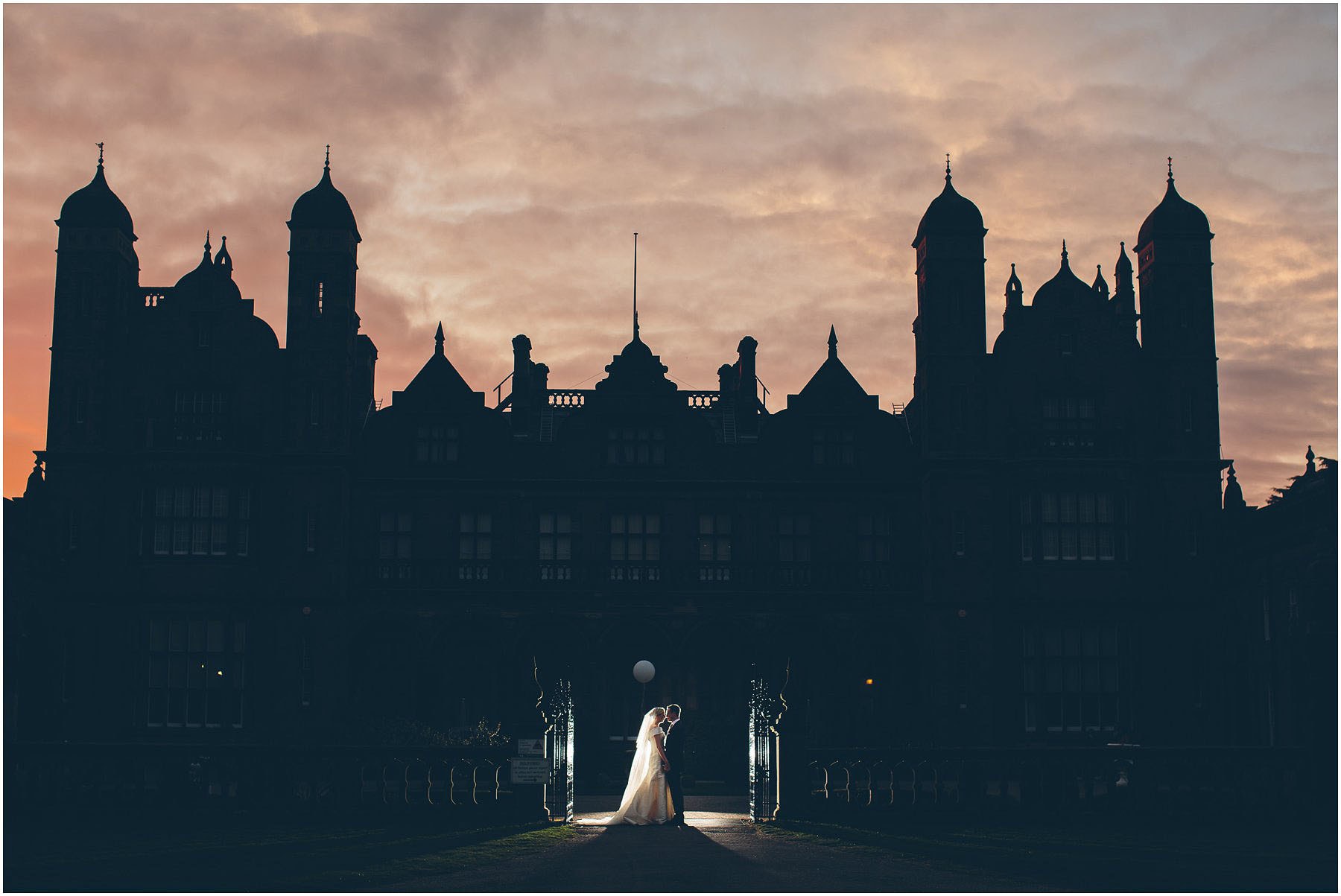 Capesthorne_Hall_Wedding_Photography_0132