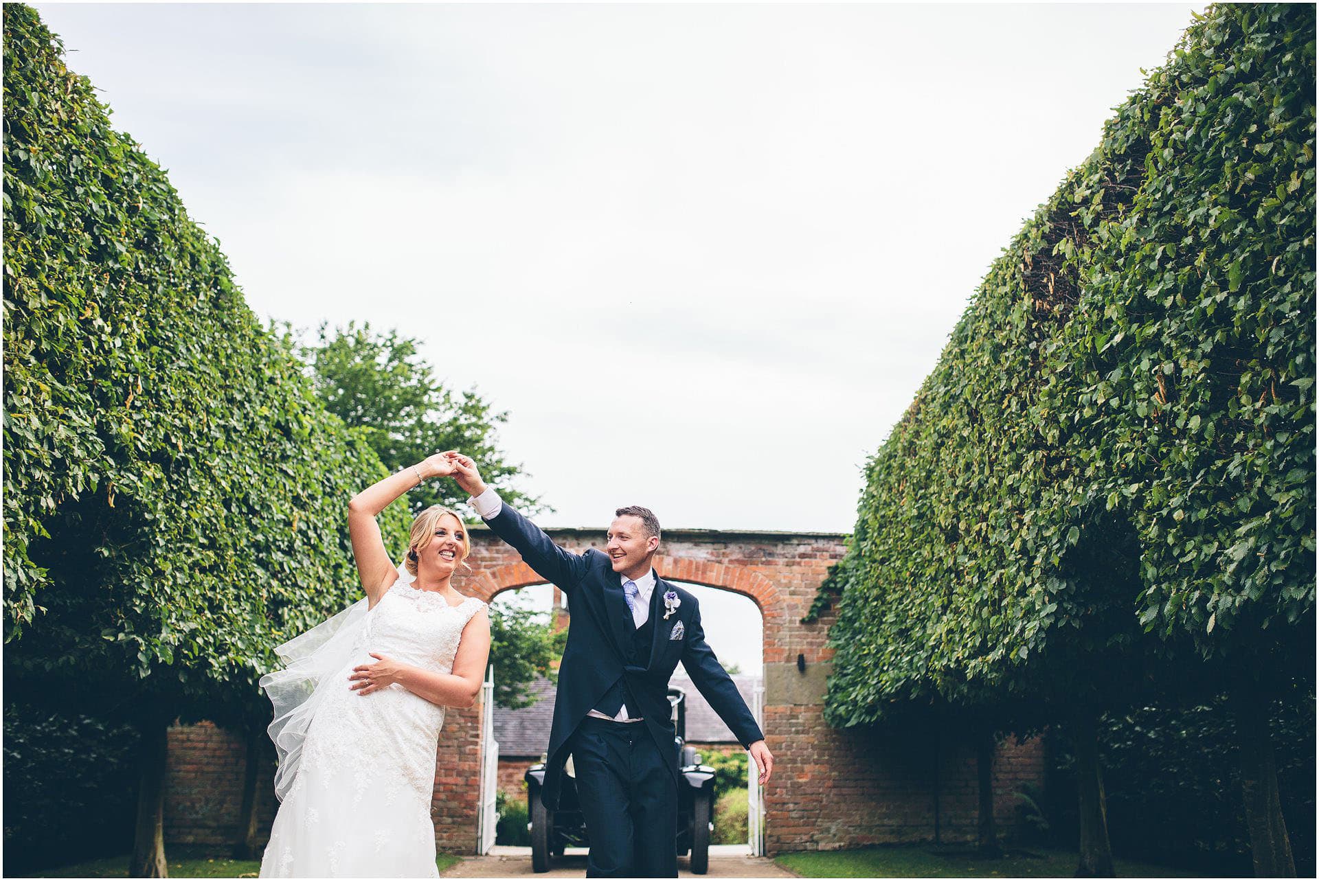 Combermere_Abbey_Wedding_Photography_0089