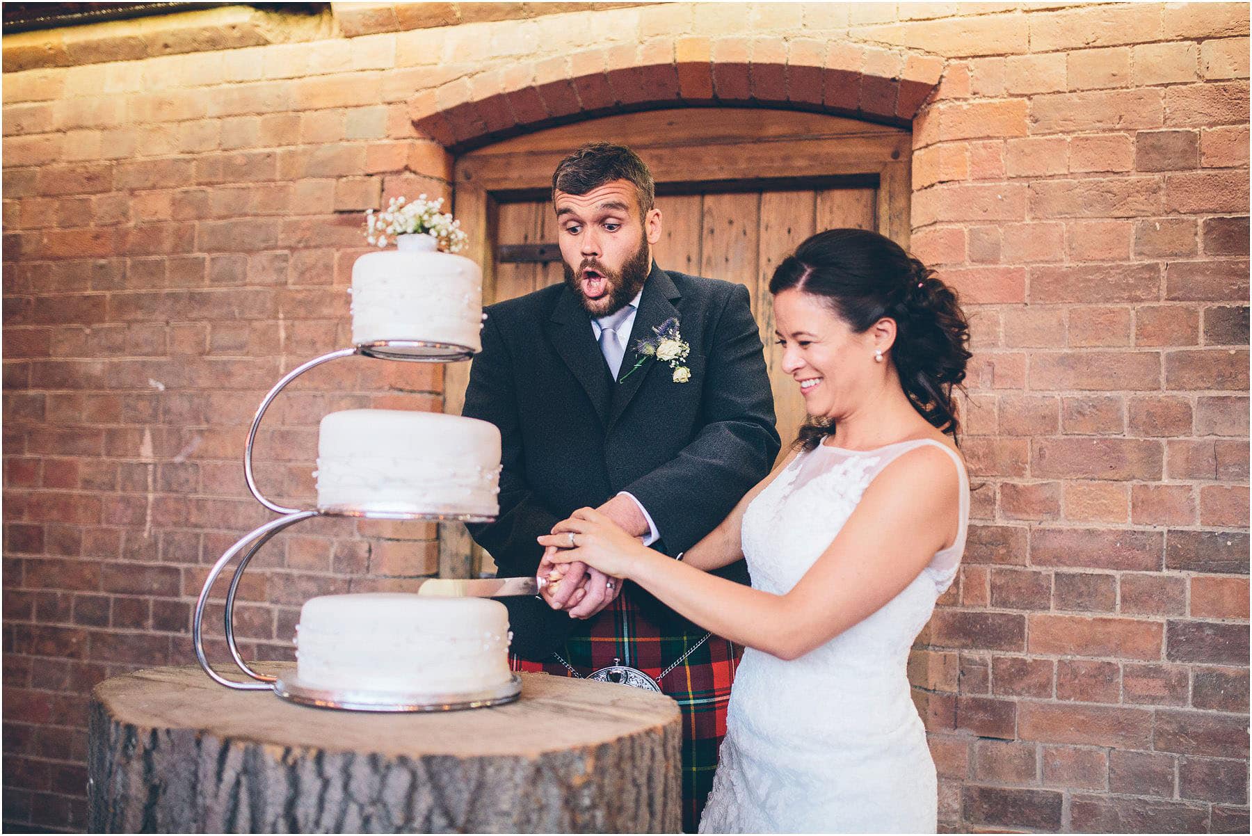 Swallows_Nest_Barn_Wedding_Photography_0173