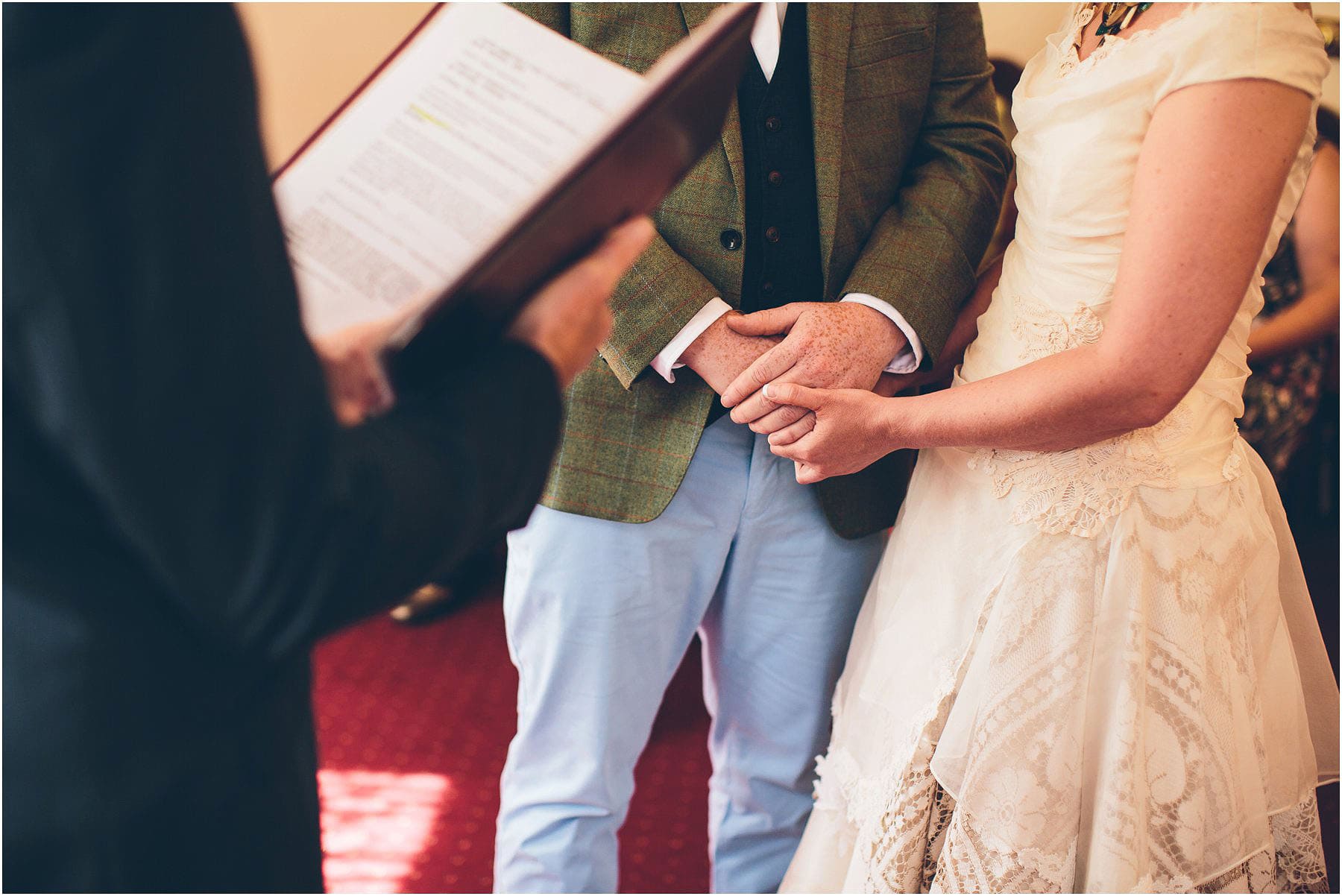 Clawdd_Offa_Farm_Wedding_Photography_0007