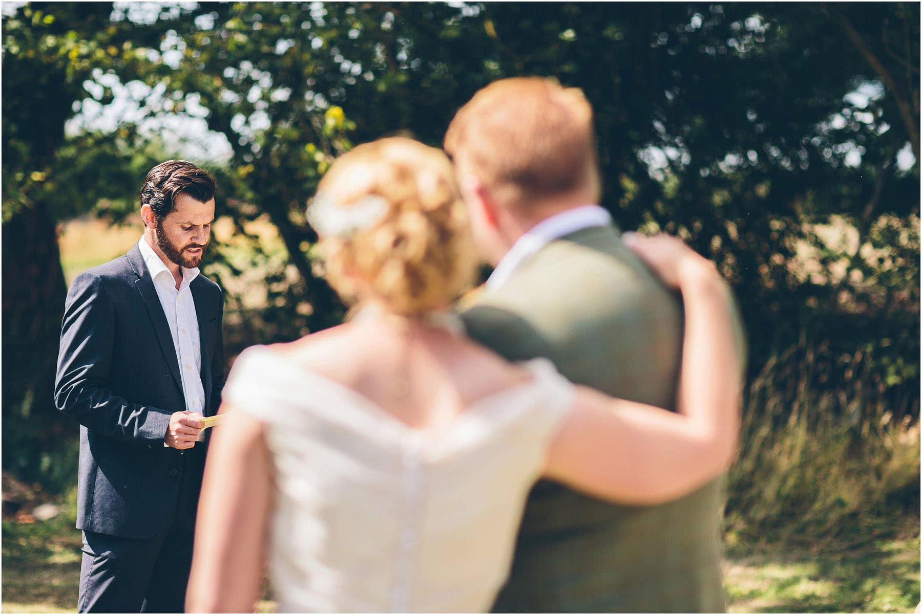 Clawdd_Offa_Farm_Wedding_Photography_0041