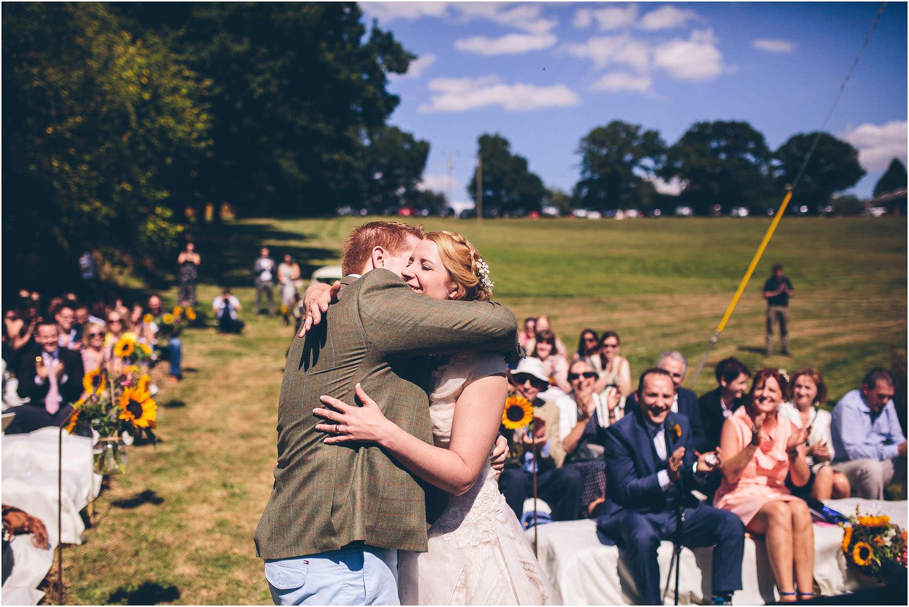 Clawdd_Offa_Farm_Wedding_Photography_0047