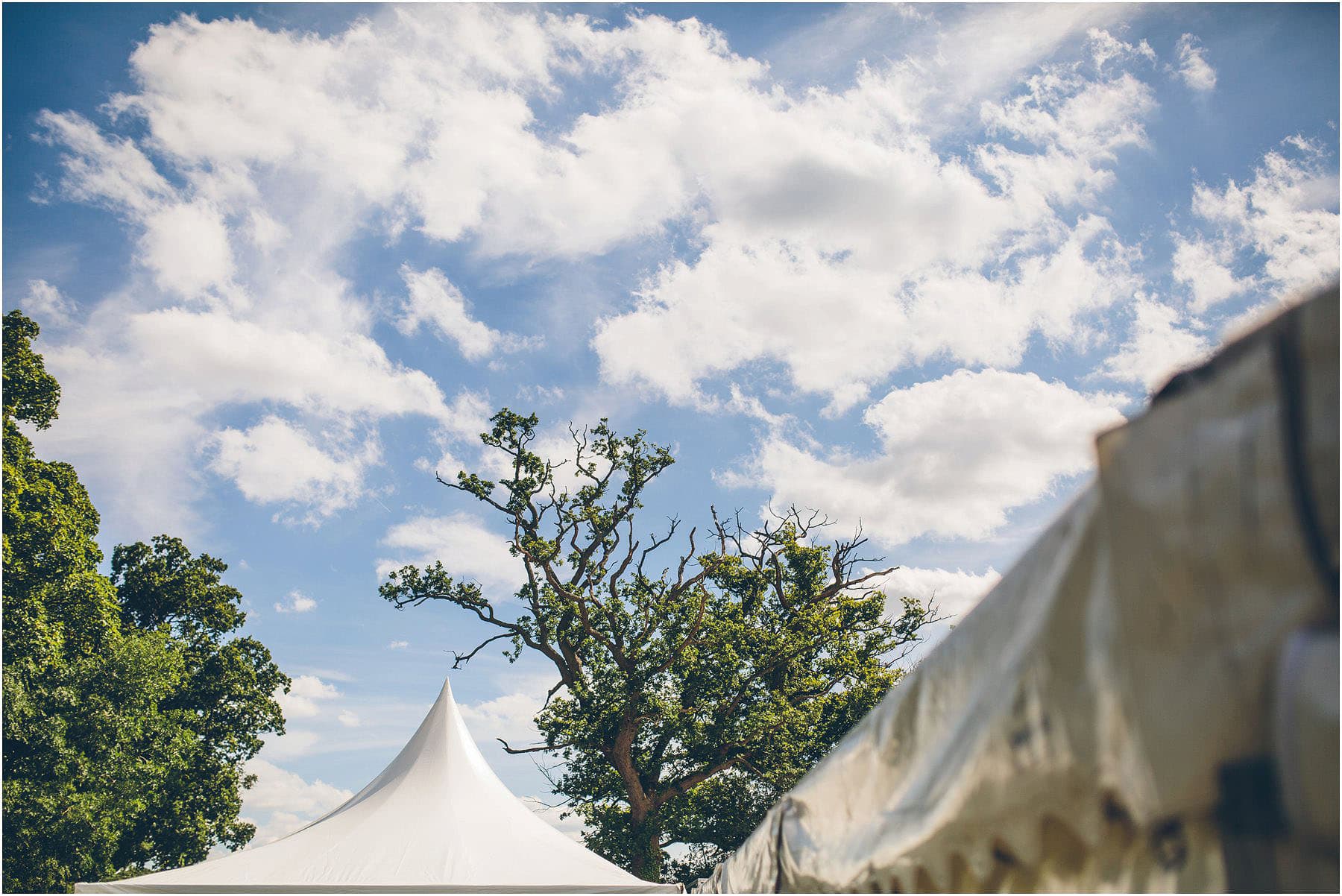 Clawdd_Offa_Farm_Wedding_Photography_0082