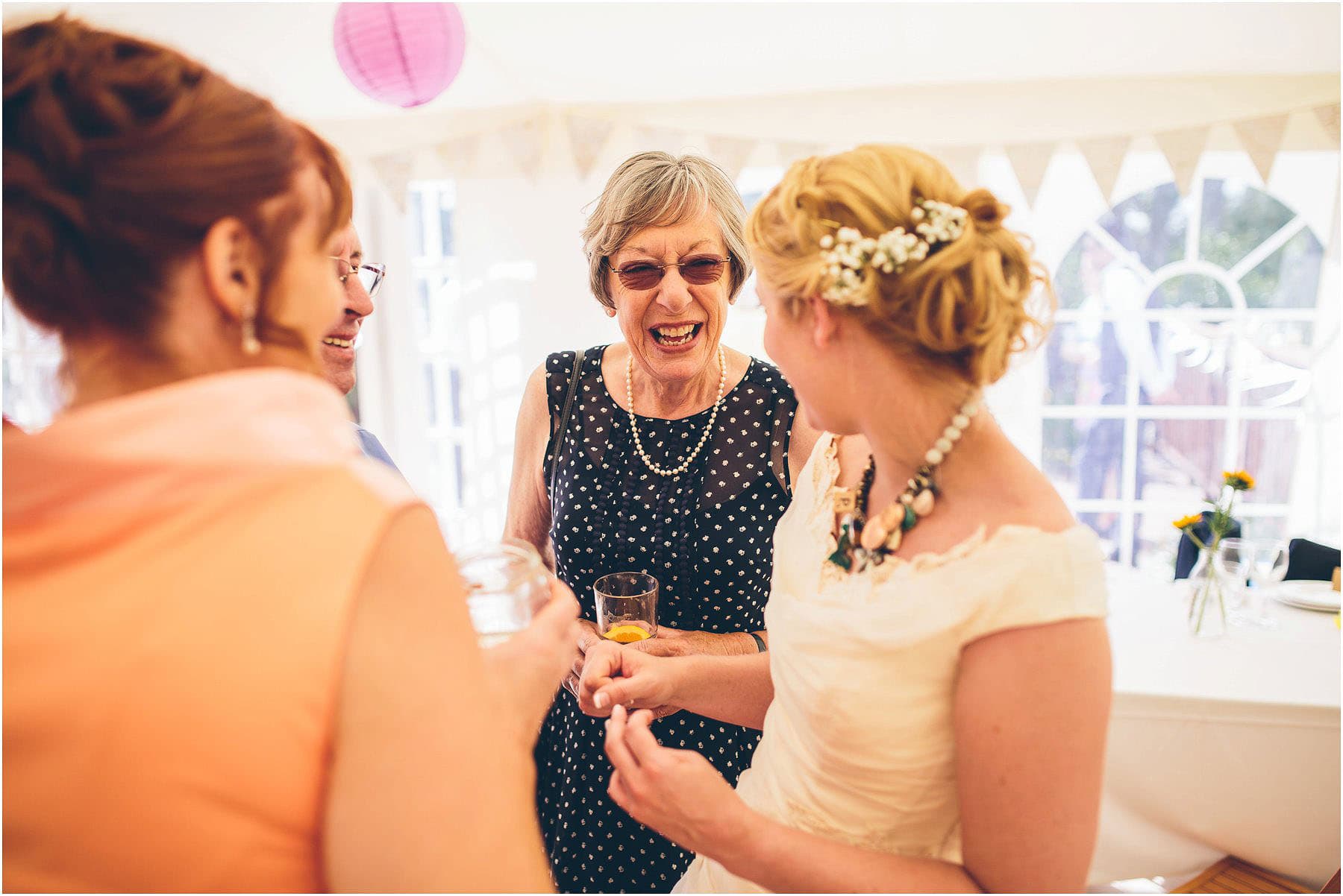 Clawdd_Offa_Farm_Wedding_Photography_0084