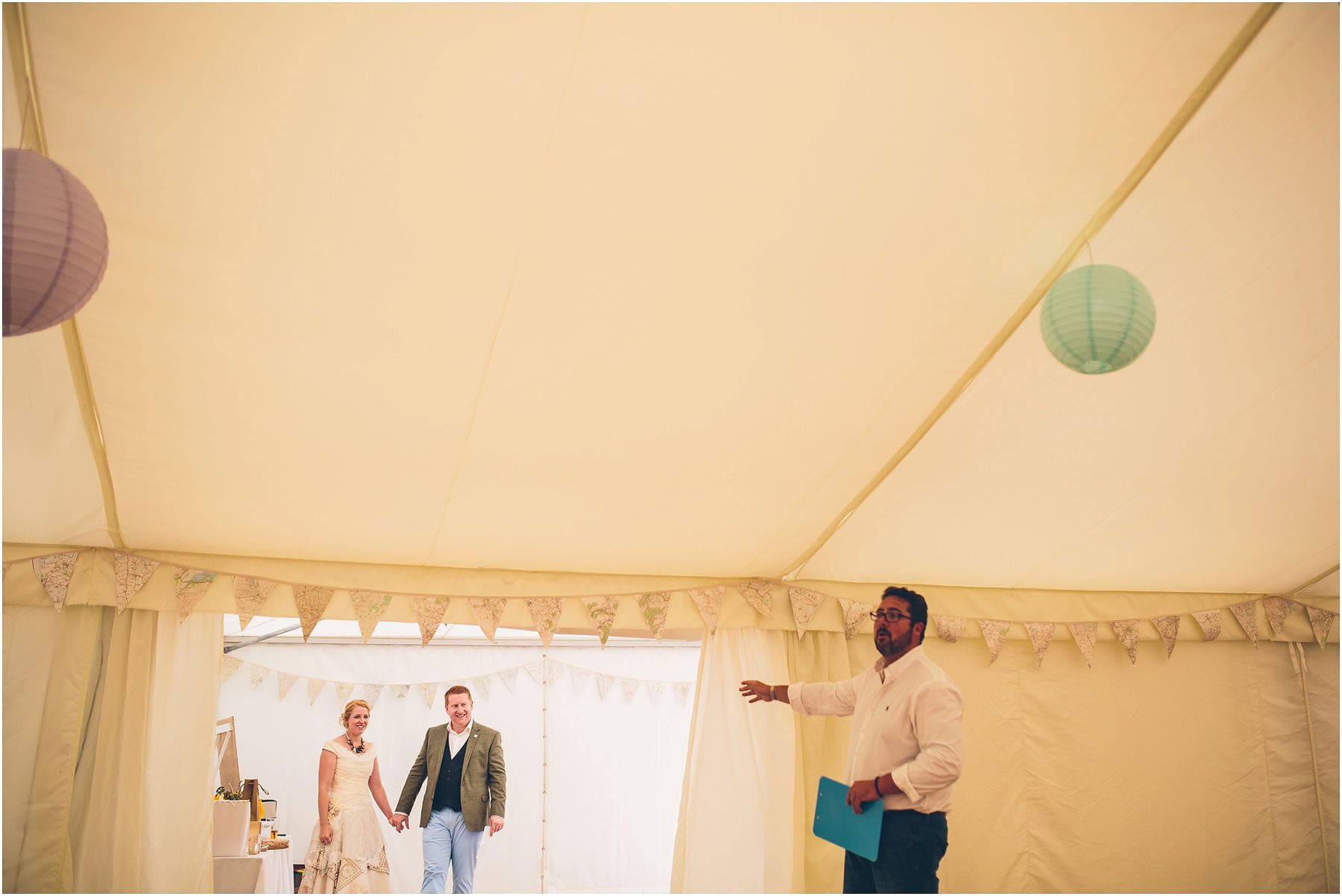 Clawdd_Offa_Farm_Wedding_Photography_0088