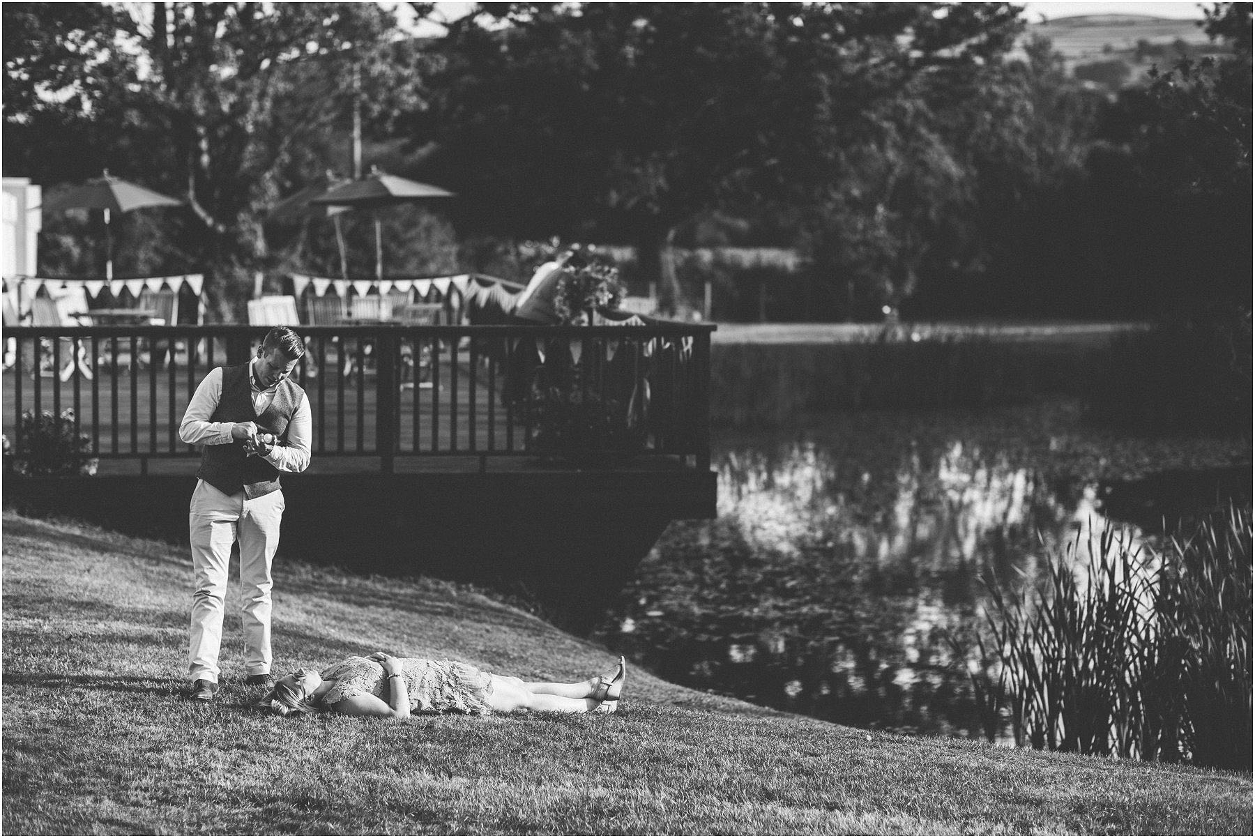 Clawdd_Offa_Farm_Wedding_Photography_0109