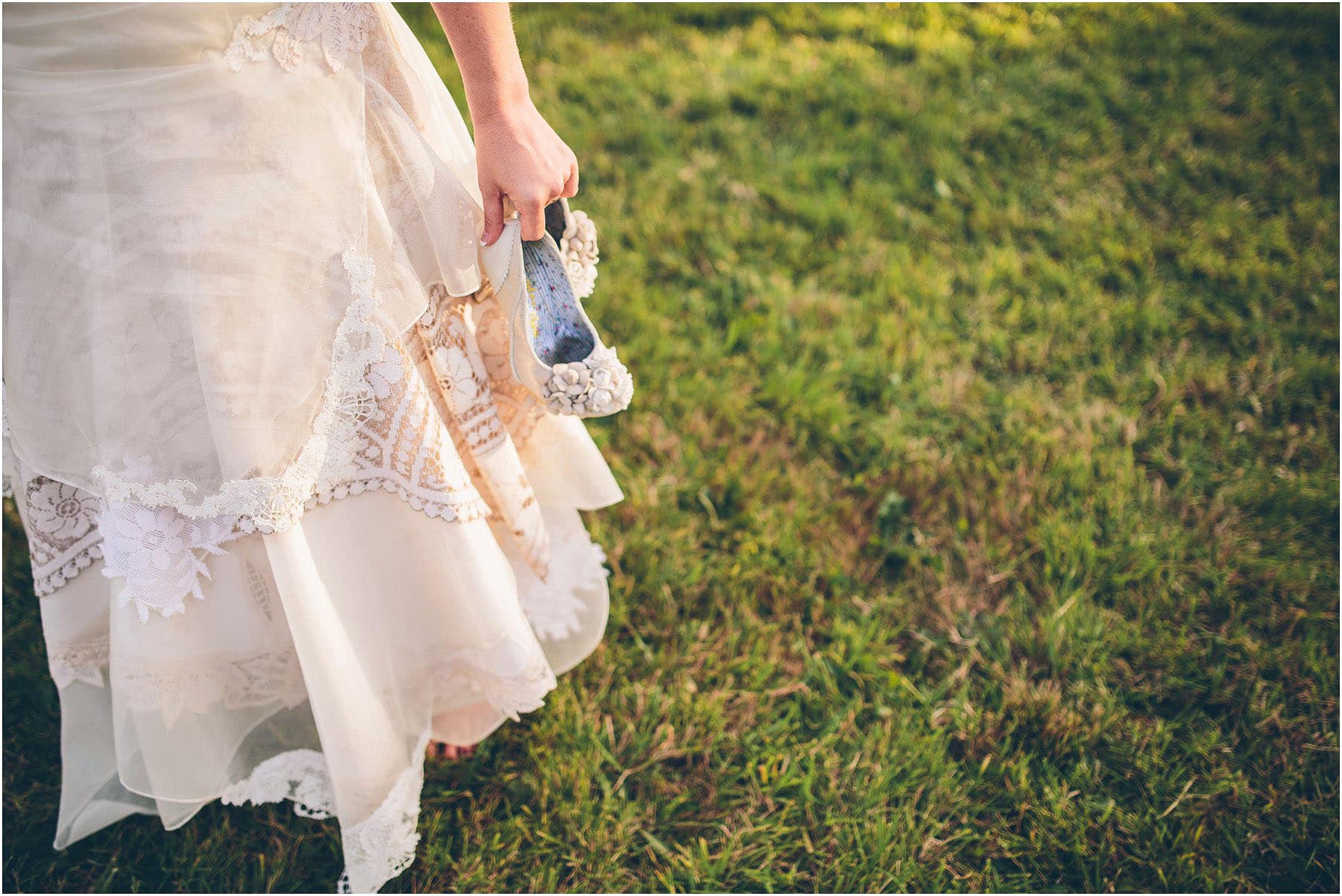 Clawdd_Offa_Farm_Wedding_Photography_0113