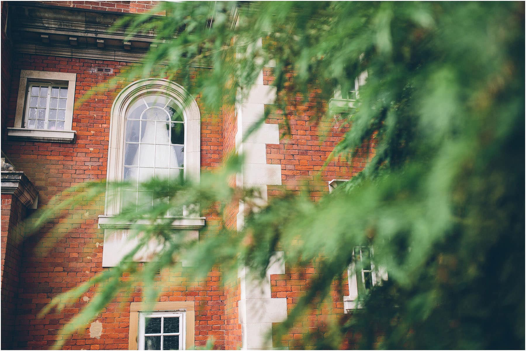 Eaves_Hall_Wedding_Photography_0014