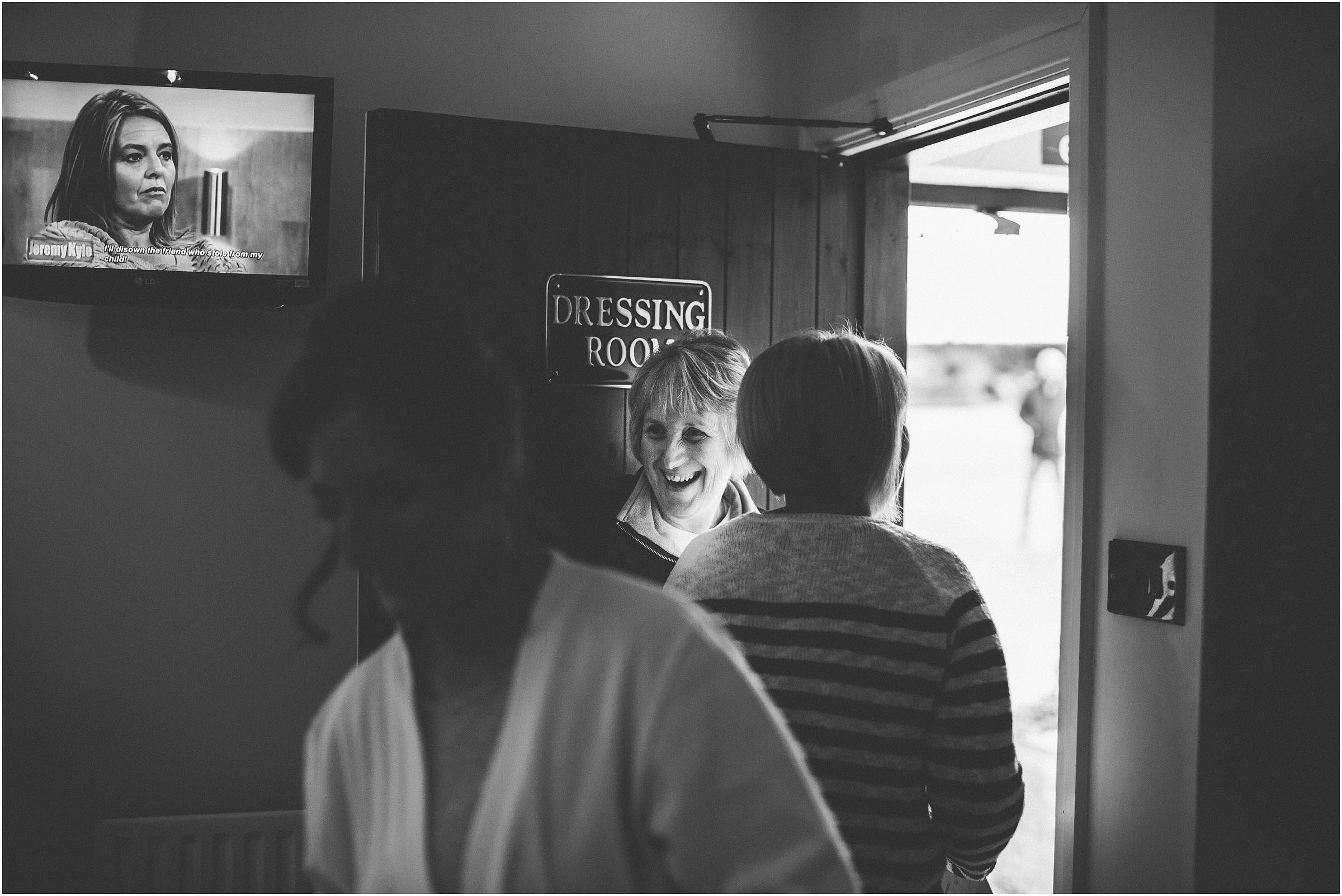 Sandhole_Oak_Barn_Wedding_Photography_0007